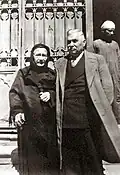 Sossé Mayrig en compagnie de Drastamat Kanayan (général Dro) en Égypte en 1947.