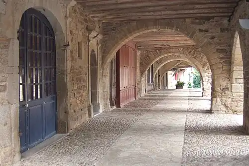 Arcades, côté Nord.