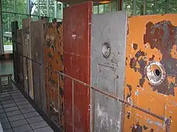 Portes de prisons soviétiques
