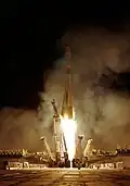 Fusée Soyouz TMA-01M lancée à 05h10 heure.