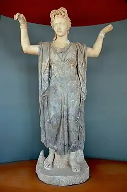 Andromède (attachée au rocher). Marbre blanc et marbre gris. H. 1,70&nbsp;m. Villa de Tibère, vers 20 EC. Musée de Sperlonga.