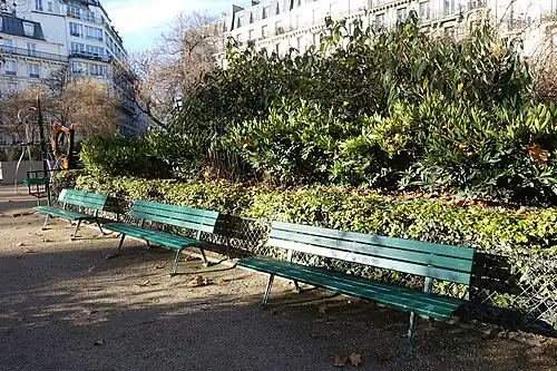 Bancs.