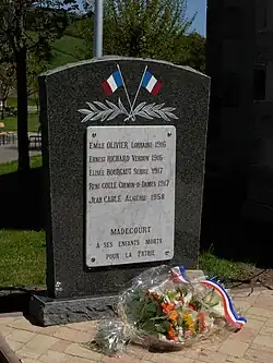 Stèle du souvenir.