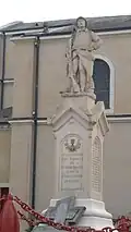 Le monument aux morts.