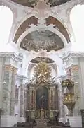 Vue de l'intérieur de l'église