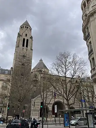 Dôme et clocher de l'église.