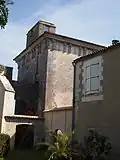 Donjon du château de Maillou.