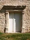 porte à pilastres
