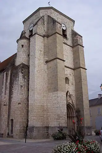 Tour-porche.
