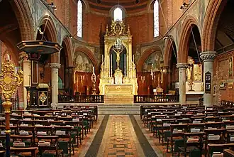 L'église Sainte-Marie (1874) sur Bourne Street, près de Sloane Square, dans le quartier de Belgravia.