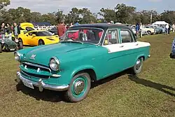 Berline Standard Vanguard Phase III.