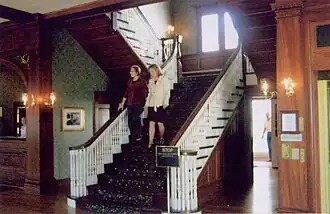 Escalier du hall.