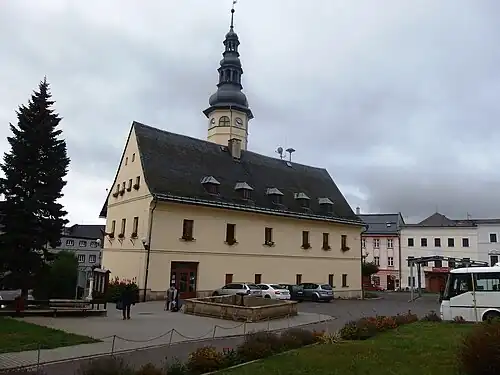Hôtel de ville.