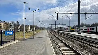 Quais et trains.