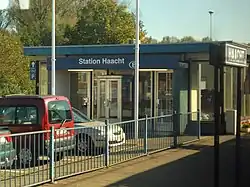 Entrée de la gare.