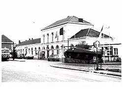Côté rue (1988).
