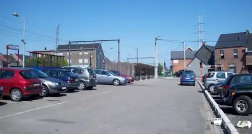 Parking véhicules.