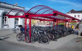 Local à vélos.