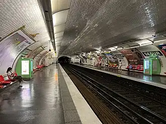 Vue des quais en direction de Boulogne - Pont de Saint-Cloud.