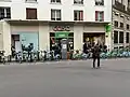 No&nbsp;76 : la station Vélib’   « Traversière Ledru-Rollin ».