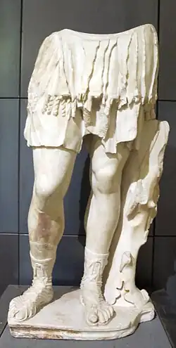 Statue d'un soldat romain (Ier&nbsp;siècle&nbsp;av. J.-C.-Ier&nbsp;siècle apr. J.-C.