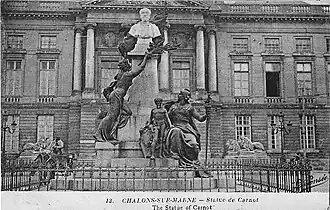 Le monument à Carnot de Châlons.