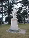 La statue du célèbre médecin valdôtain Laurent Cerise aux jardins publics.