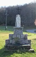 Une statue.