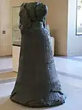 Statue en bronze de la reine Napir-asu, fin du XIVe&nbsp;siècle.
