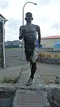Statue en Bronze de Peter Snell
