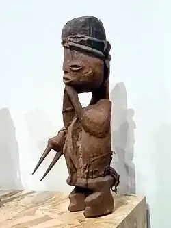 Sakata (bois).