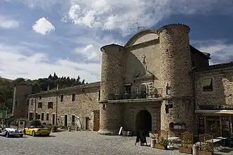 Sainte-Croix-en-Jarez.