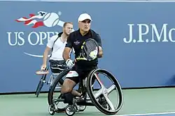 Stéphane Houdet et Nicolas Peifer (au fond) médaillés d'or en double en 2016 à Rio et en 2020 à Tokyo.