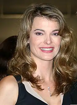 Stephanie Romanov