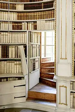Passage secret dans la bibliothèque d'Admont
