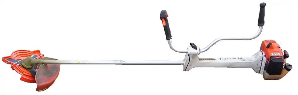 Débroussailleuse FS 350.