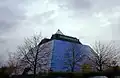 La pyramide près de la sortie de la M60