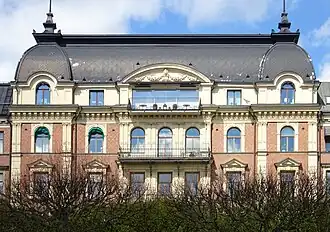 vänster