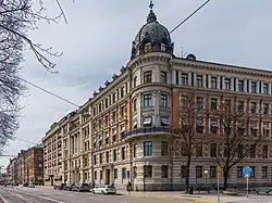 vänster