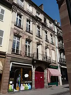 Façade.