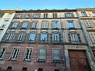Façade.