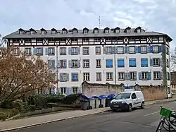 Vue depuis la rue des Glacières.