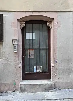 no&nbsp;10 (1600).