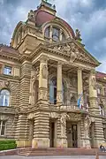 Services de la DRAC au palais du Rhin de Strasbourg (Bas-Rhin).