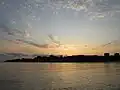 Lever de soleil : vue de Kiten depuis la plage nord Atliman