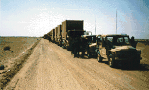 Convoi des éléments du 511e&nbsp;régiment du train intégré dans le groupement de soutien logistique.