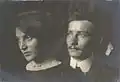 Avec sa femme. Photo de Fran Vesel.