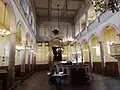 Vue intérieure côté Arche sainte.