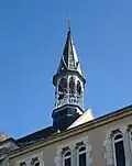 Le clocheton de la nouvelle chapelle.