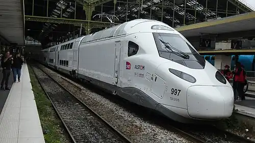 Présentation de la rame no&nbsp;997 à Paris-Gare-de-Lyon.